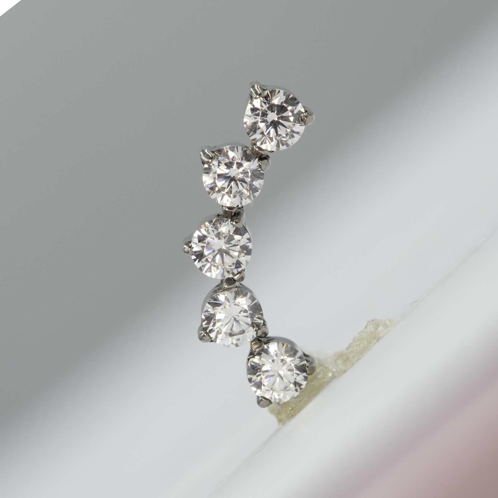 16 جرام زرع الصف التيتانيوم AS - مراجعة Body Jewelry Internally Threaded وسعره