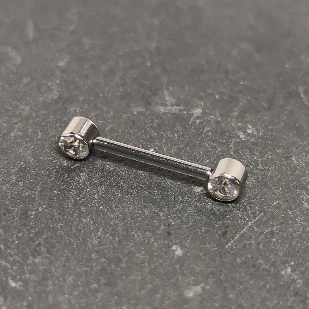 F136 التيتانيوم 14 جرام الزركو - مراجعة Body Jewelry Changing Kit وسعره